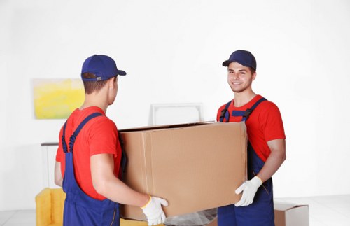 Self storage service supporting space management and organization