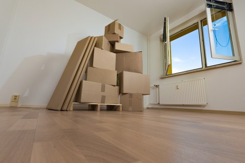 Load-based storage quote for a flat clearance in Stamford Hill