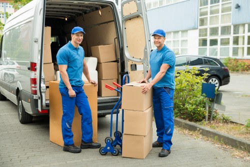 Clean and secure business storage facility in Stamfordhill for growing companies